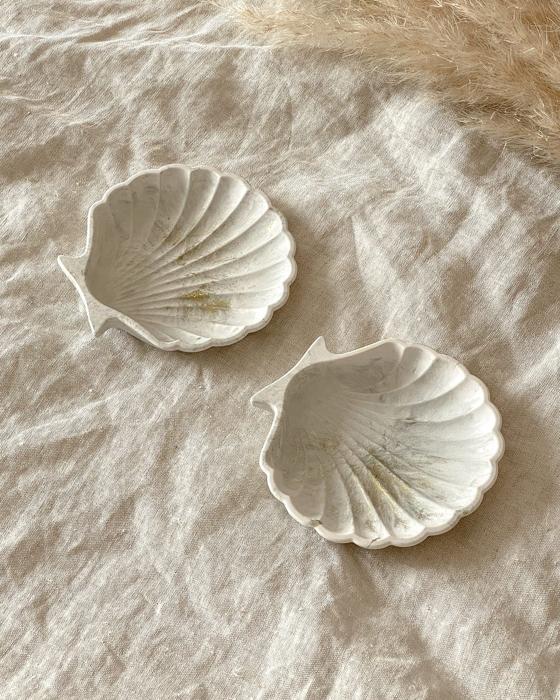 Shell-shape jewelry dish-Moi & Ko